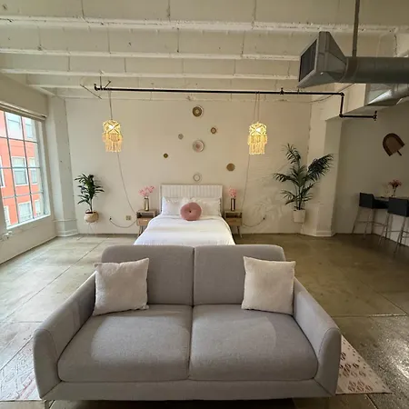 Loft In Downtown Los Angeles